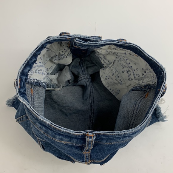 We the Free Denim Jean Shorts Size 25 Free People Distressed Raw Hem pockets - Picture 9 of 14